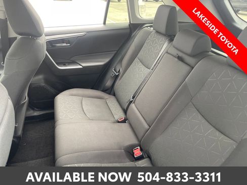 Used 2024 Toyota RAV4 XLE FWD image 20