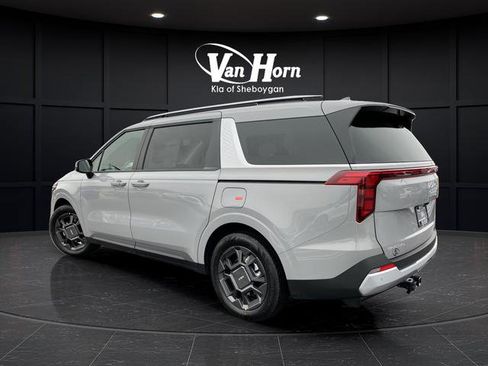 New 2026 Kia Carnival EX image 3