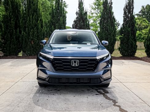 Used 2023 Honda CR-V EX image 3