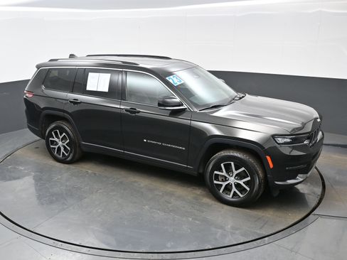 Used 2023 Jeep Grand Cherokee L Limited image 40