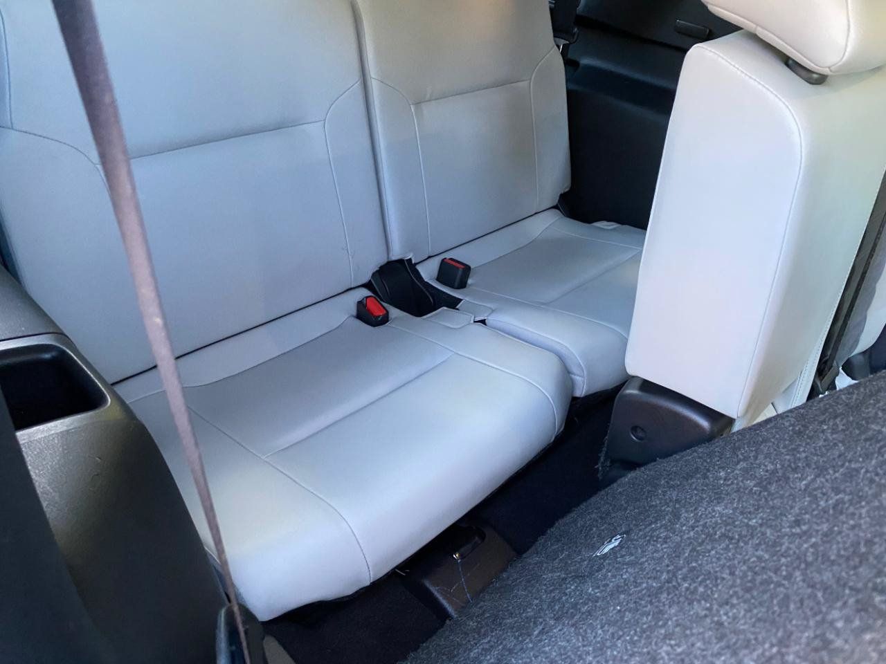 Used 2025 Mitsubishi Outlander SE FWD image 48