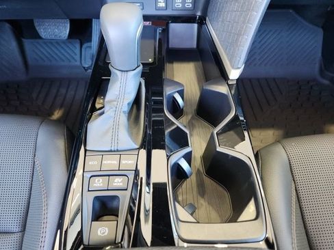 Certified 2025 Toyota Camry XLE image 20