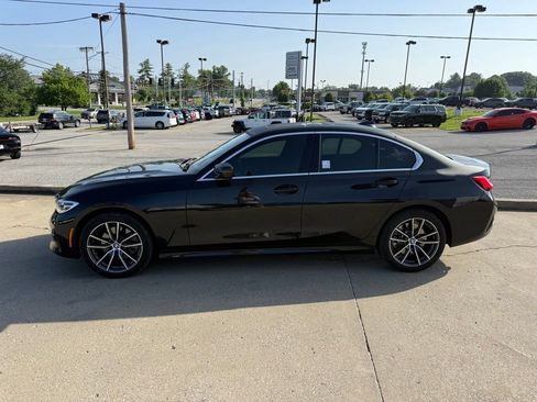 Used 2020 BMW 330i xDrive Sedan AWD/4WD image 9