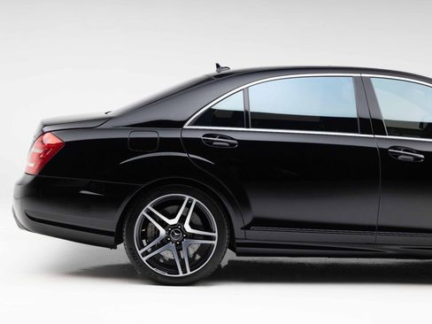 Used 2012 Mercedes-Benz S 63 AMG image 21