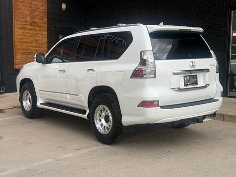 Used 2015 Lexus GX 460 w/ Premium Package AWD/4WD image 14