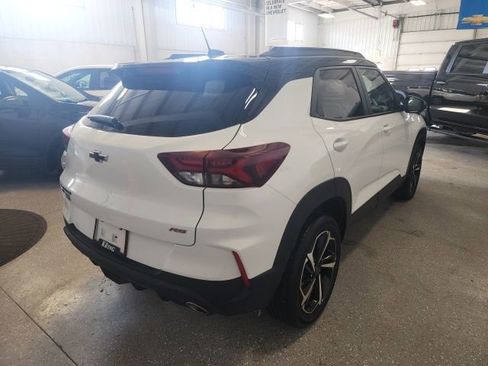 Used 2023 Chevrolet TrailBlazer RS image 2