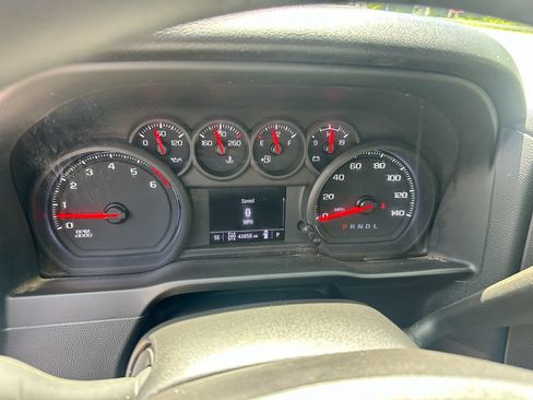 Used 2024 Chevrolet Silverado 2500 W/T w/ WT Convenience Package AWD/4WD image 12
