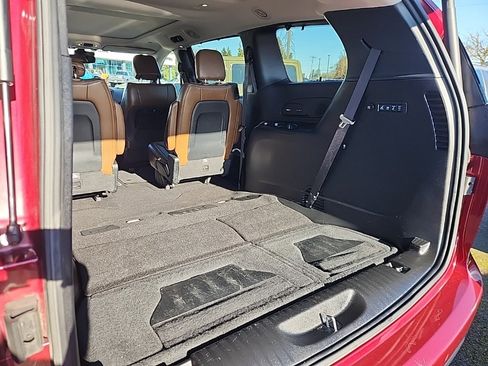 Used 2017 Chrysler Pacifica Limited w/ Advanced Safetytec Group image 7