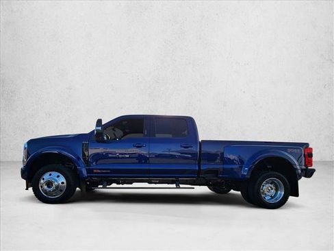 New 2026 Ford F450 Platinum w/ FX4 Off-Road Package image 5