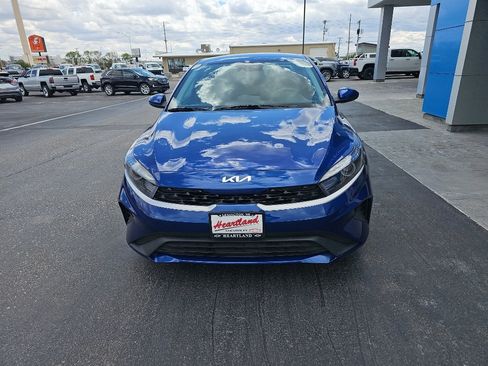 Used 2024 Kia Forte LXS FWD image 8