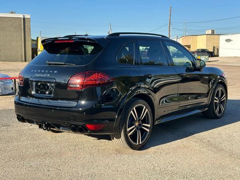 Used 2014 Porsche Cayenne GTS image 7