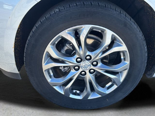 Used 2021 Buick Enclave Avenir w/ Avenir Technology Package FWD image 10