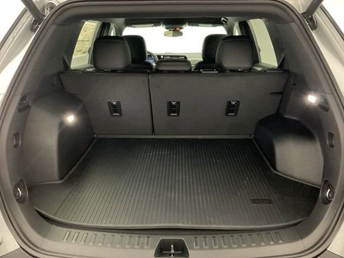New 2026 Chevrolet Equinox LT w/ Convenience Package II FWD image 27