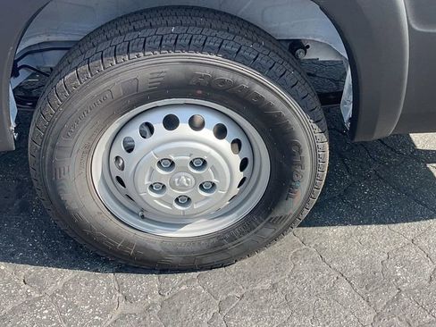 New 2024 RAM ProMaster 3500 w/ Delivery Van Package image 32