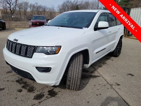 Used 2021 Jeep Grand Cherokee Laredo X image 7
