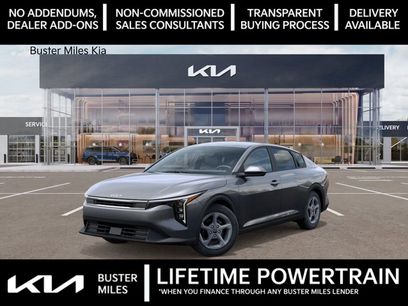 New 2025 Kia K4 LXS