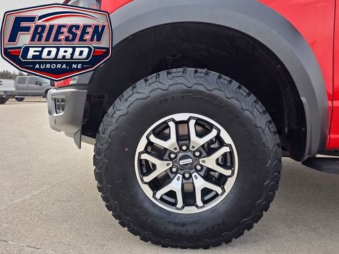 Used 2022 Ford F150 Raptor w/ Equipment Group 801A High AWD/4WD image 9