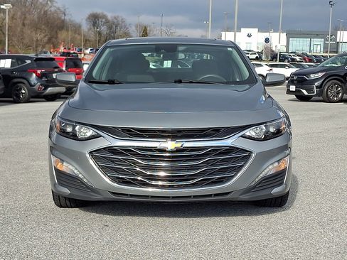 Used 2024 Chevrolet Malibu LT image 2