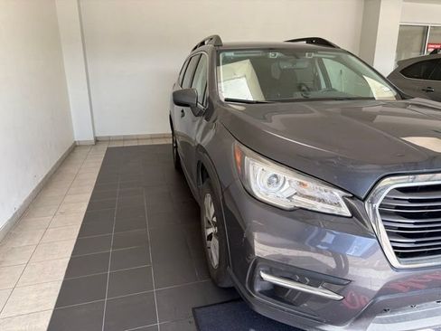 Used 2022 Subaru Ascent Premium w/ Convenience Package AWD/4WD image 4