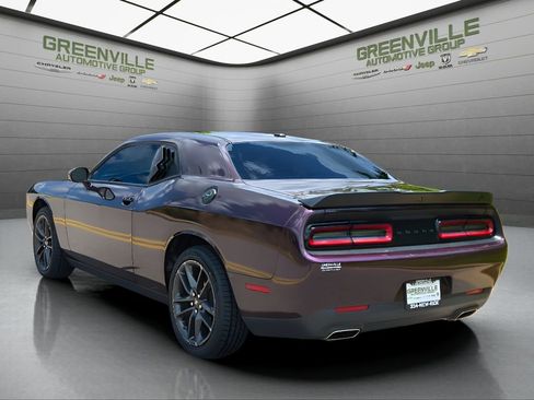 Used 2022 Dodge Challenger SXT w/ Blacktop Package image 4