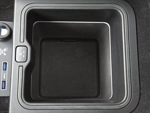 Used 2021 Land Rover Range Rover P525 Westminster Edition LWB image 16