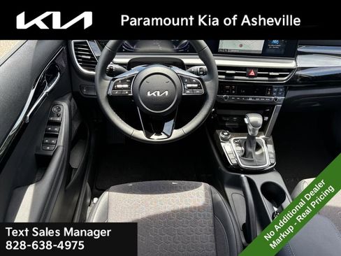 New 2026 Kia Seltos S FWD image 22
