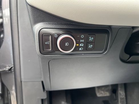 New 2026 Ford Explorer Active image 16