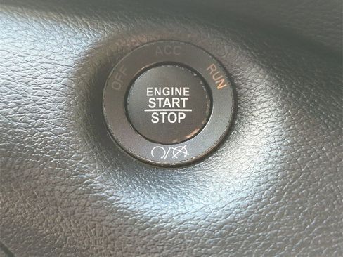 Certified 2021 Jeep Cherokee Latitude Lux image 16