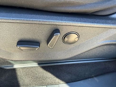 Used 2022 Ford F150 XLT w/ Equipment Group 302A High image 21