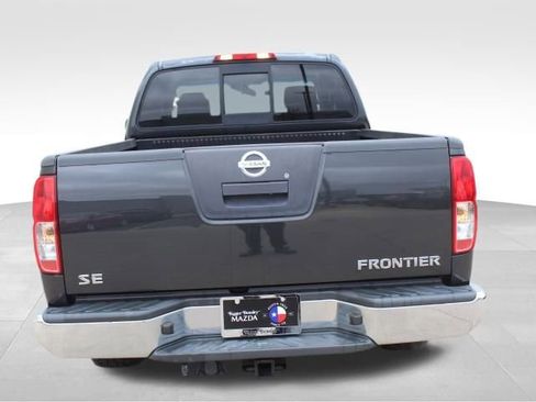 Used 2010 Nissan Frontier SE w/ SE Value Truck Pkg image 7