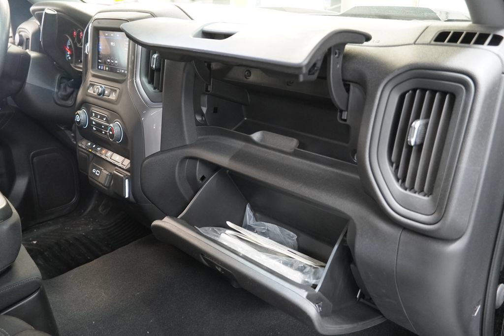 Used 2023 Chevrolet Silverado 1500 Custom Trail Boss w/ 2.7L Blackout Package AWD/4WD image 26