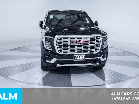 Used 2025 GMC Yukon Denali AWD/4WD image 15