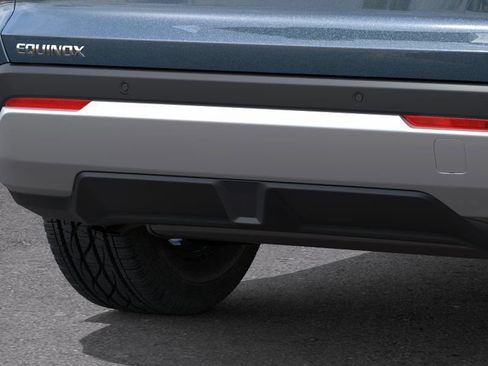 New 2026 Chevrolet Equinox LT w/ Safety and Technology Package FWD image 22