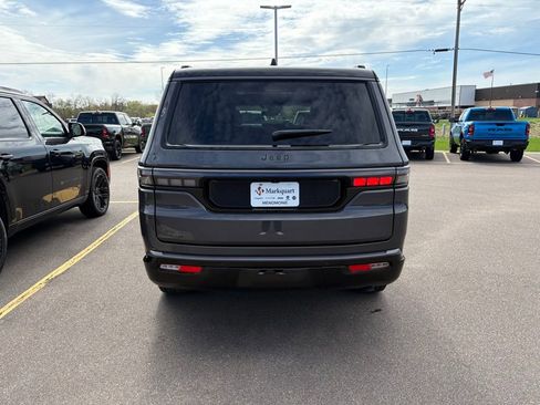 New 2026 Jeep Grand Wagoneer 4WD image 4