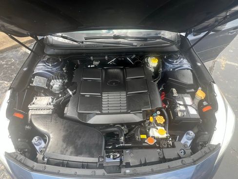 Used 2016 Subaru Outback 3.6R Limited image 36