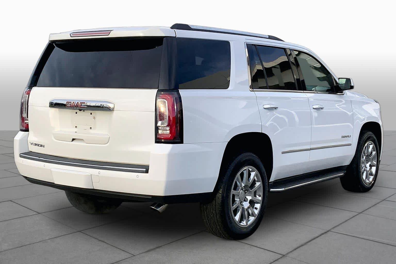 Used 2019 GMC Yukon Denali RWD image 12