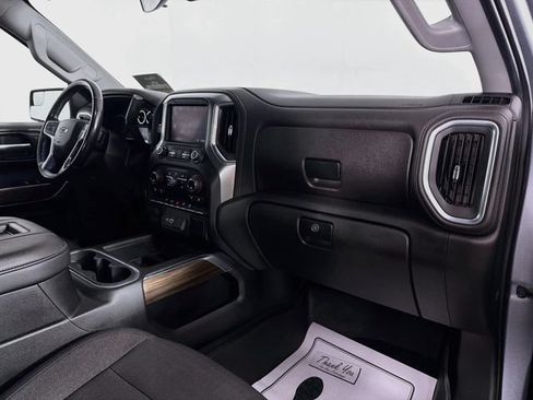 Used 2019 Chevrolet Silverado 1500 LT Trail Boss AWD/4WD image 28
