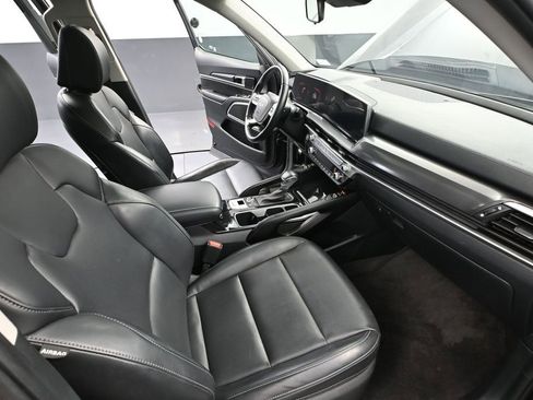 Used 2025 Kia Telluride S AWD/4WD image 51