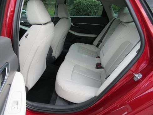 Used 2024 Hyundai Sonata SEL w/ Convenience Package FWD image 35