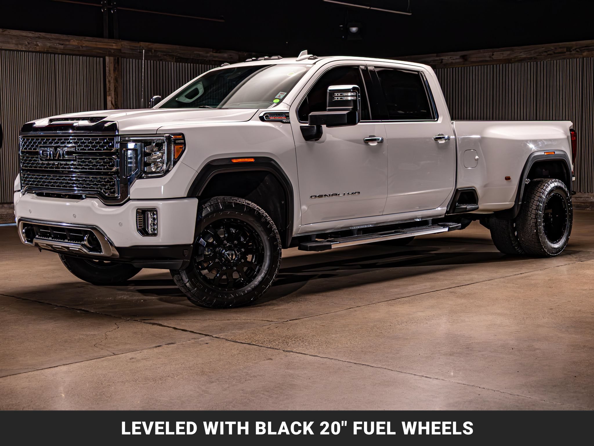 Used 2021 GMC Sierra 3500 Denali w/ Denali Ultimate Package AWD/4WD image 4