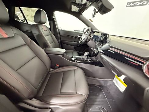 New 2026 Chevrolet Trax RS w/ Driver Confidence Package FWD image 16