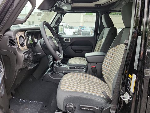 New 2026 Jeep Wrangler Unlimited Sport AWD/4WD image 11