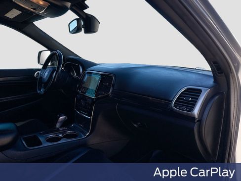 Used 2020 Jeep Grand Cherokee Altitude image 32