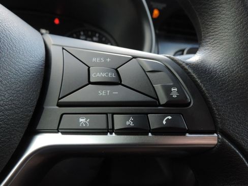Certified 2024 Nissan Kicks SV FWD image 27