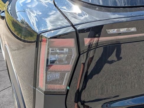 New 2026 Nissan Kicks SV image 13