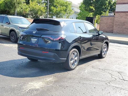 New 2027 Honda HR-V LX image 3