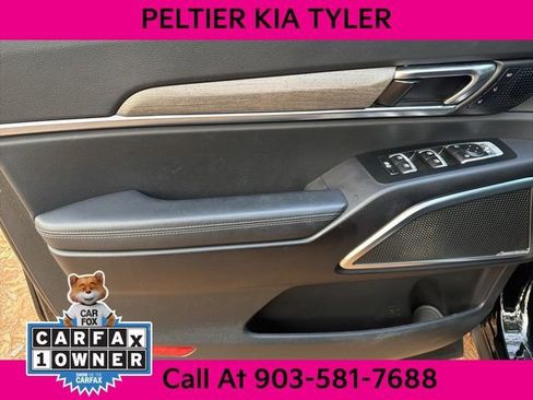 Certified 2021 Kia Telluride SX w/ SX Prestige Package image 17