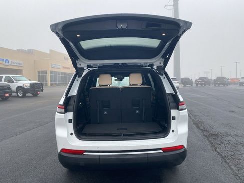 New 2025 Jeep Grand Cherokee L Limited image 48