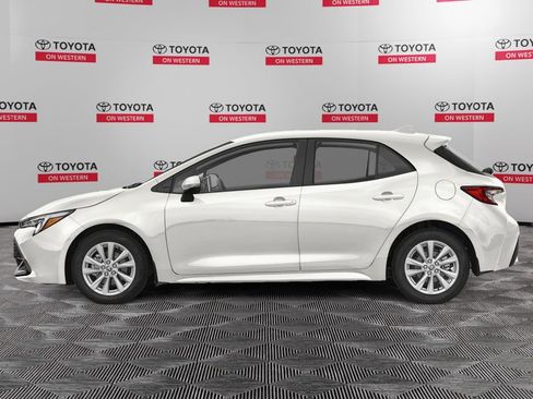 New 2026 Toyota Corolla SE image 3