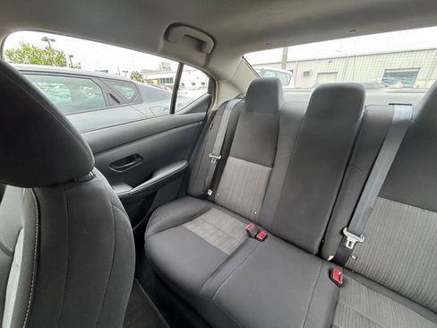 Used 2025 Nissan Sentra SV FWD image 37